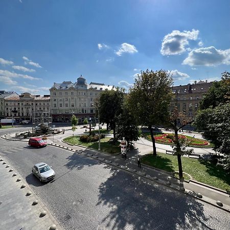 Avenue Apart Lviv Eksteriør bilde